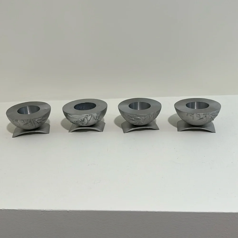 Mini candle tea light or votive holder silver metal sturdy​